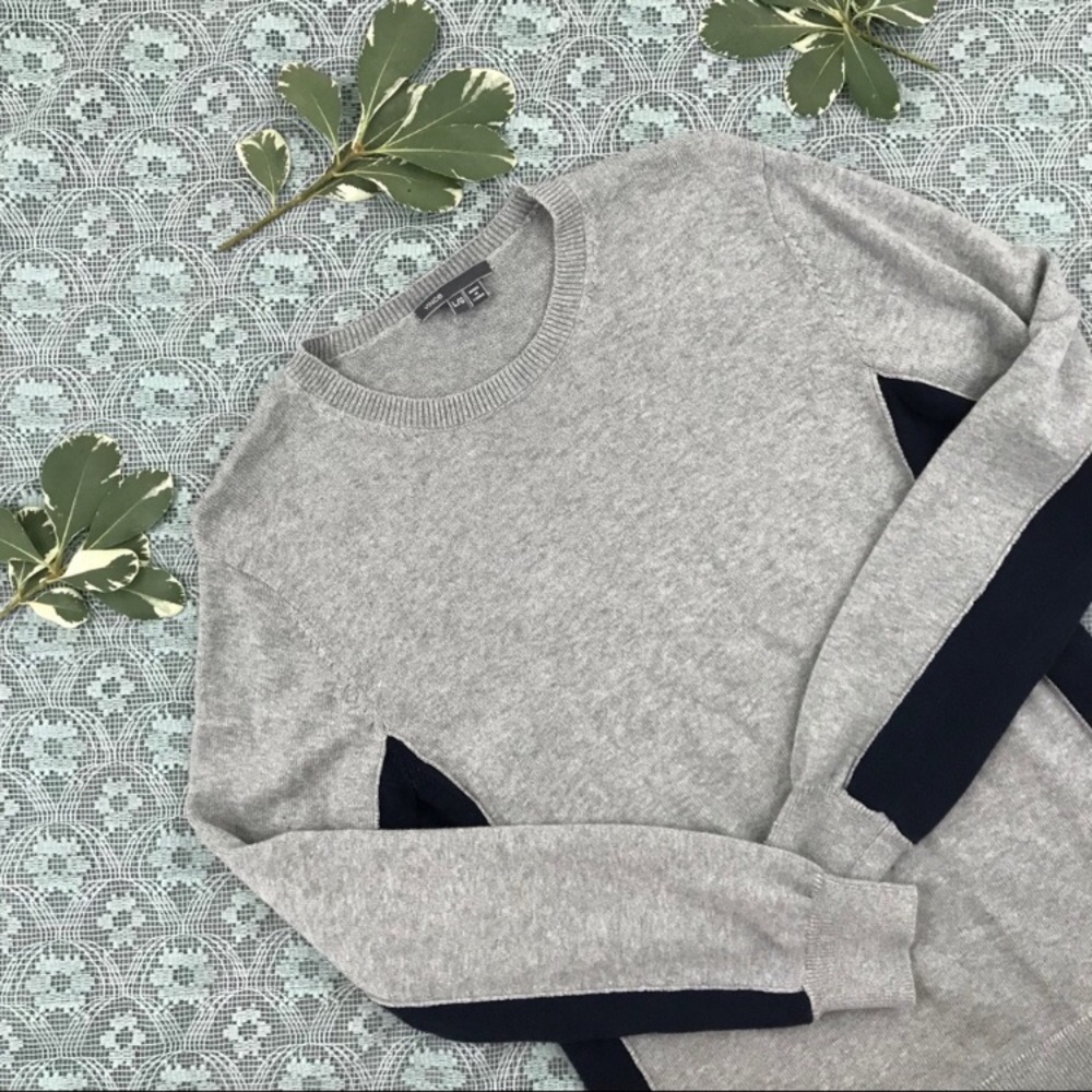 Vince cashmere blend sweater size L